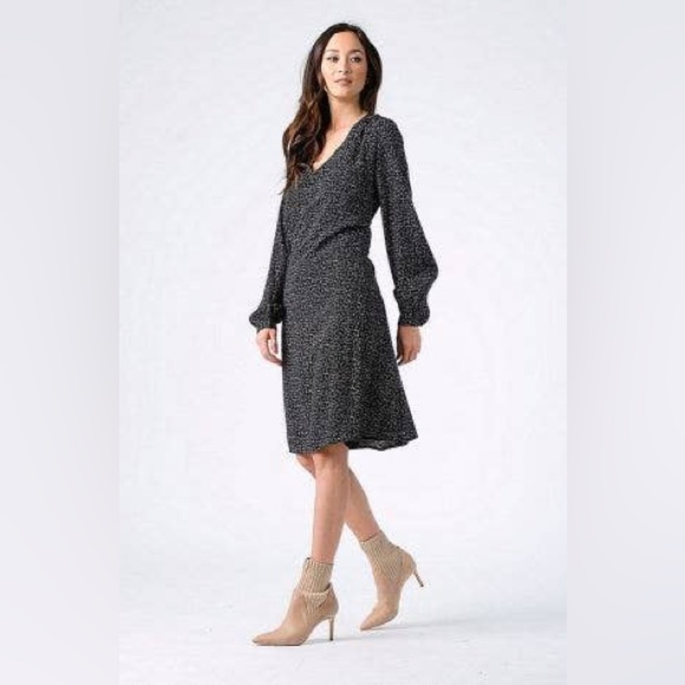 Tie V-Neck Dress - WHITE SPECKLE lined